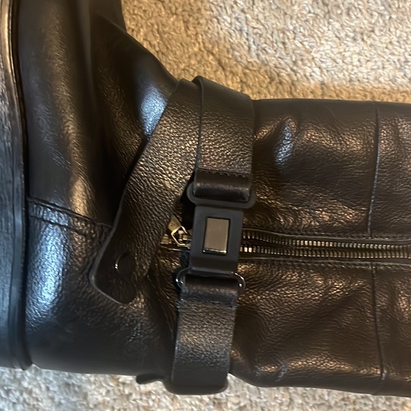 Aquatalia Blk waterproof leather boots with side zip. Sz 8 Excellent condition - Picture 9 of 9